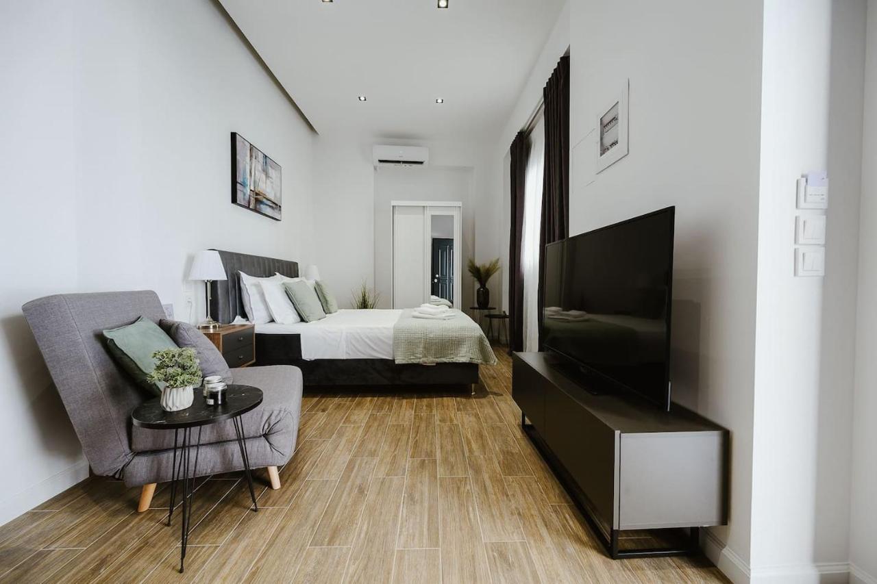M & N Guesthouse Volos Eksteriør billede
