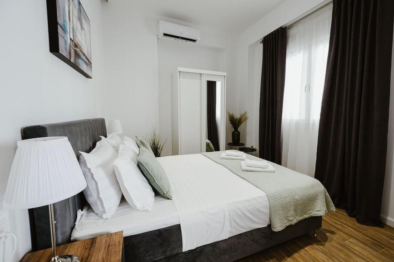 M & N Guesthouse Volos Eksteriør billede